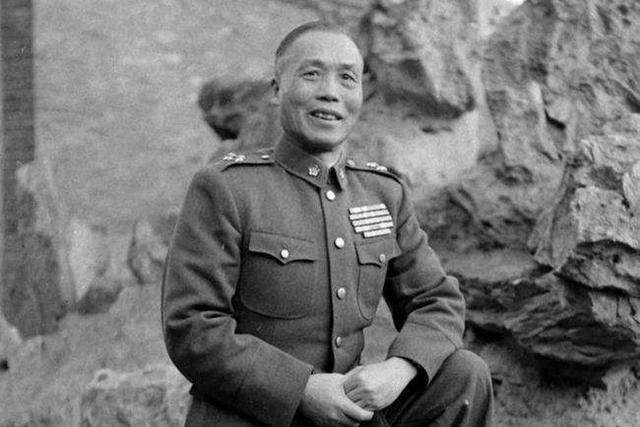 蒋介石为什么一定要杀韩复榘？弃守济南只是借口，这两点才是关键