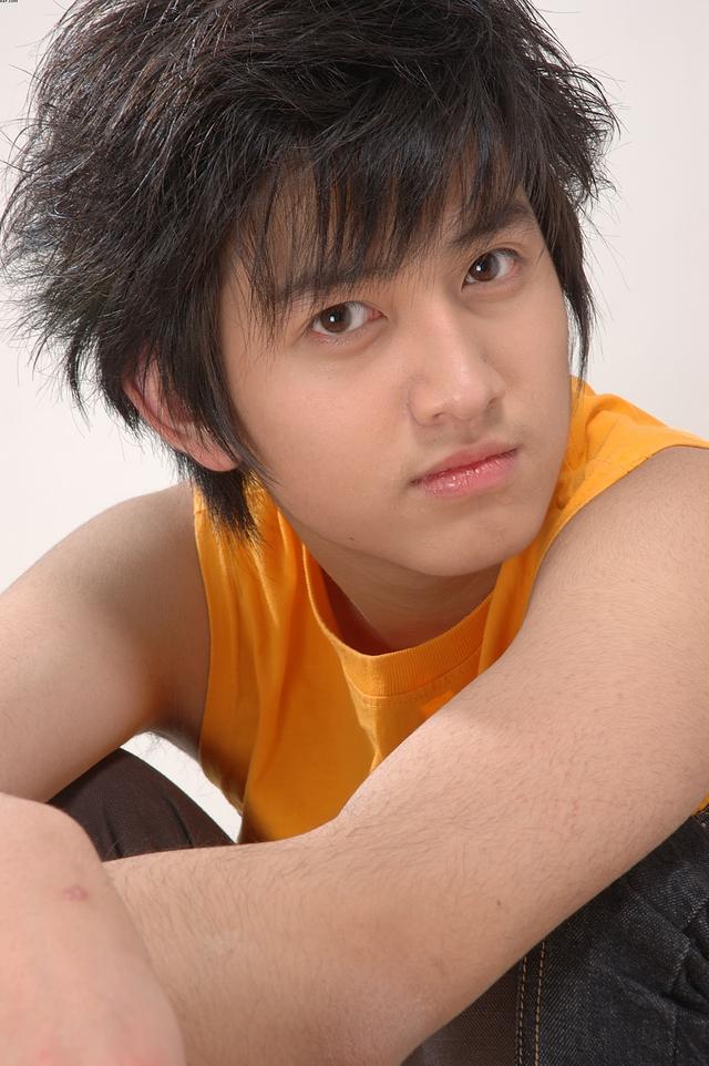 ����������Ƭ(��ɱ��㡱���ɣ�Ȣ��4�����ţ�31�굱�ְ֣�һ�����ں���������)