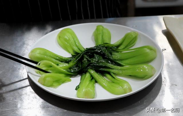 建议中老年人：生活别太节俭，6种“高蛋白菜”要多吃，营养健康