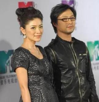 演员章子怡：被父母强烈反对嫁给三婚汪峰，如今这场博弈赌赢了