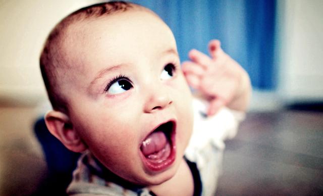 斯坦福研究发现：与小baby「对话」可以改变他们的大脑