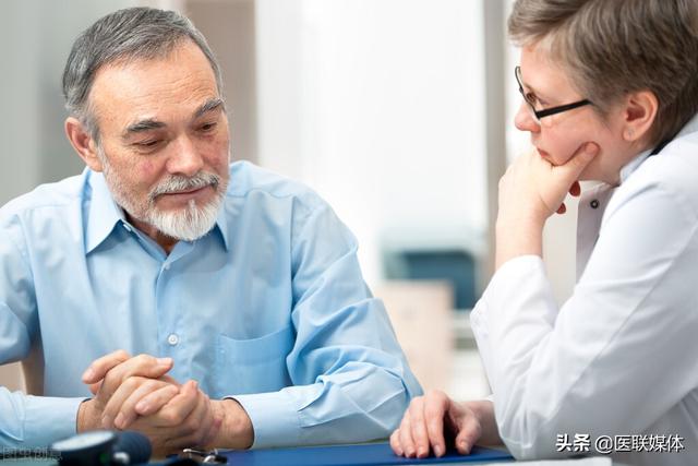 口腔溃疡频繁发作？除了上火，还需考虑这4个原因