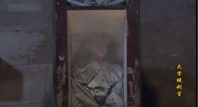 ����Ŀ��װ���Ӿ����а�ǰʮ��(�ڱ���õ�10����װ���������������ۡ���ף�������񡷵�3)