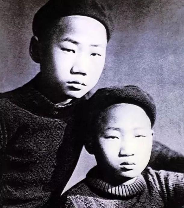 1946年毛岸英回国后，问父亲认不认识赤英，毛主席表情顿时凝重