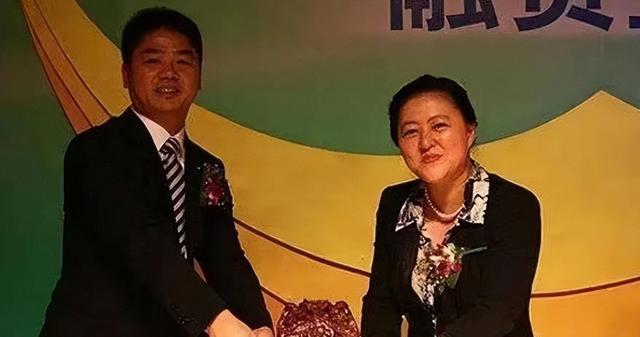 “京东老板”刘强东：把女儿宠成公主，儿子却是他一生的痛