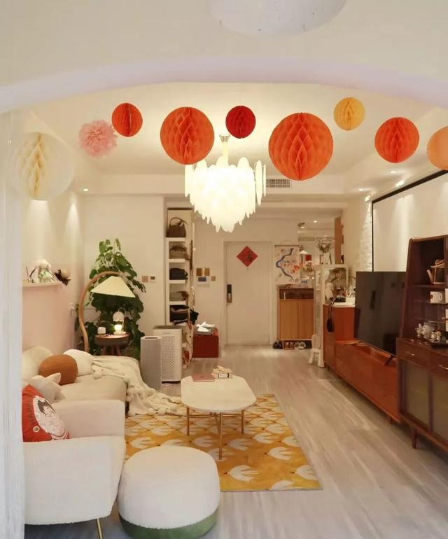 春节怎么装饰家里「春节家里装饰喜庆」