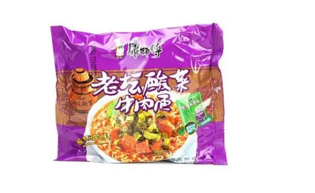 因一包酸菜，导致康师傅、统一流失数亿市值，严钦武到底什么来头