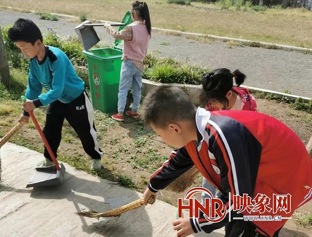 文明健康 绿色环保 西平县杨庄小街小学积极开展爱国卫生月活动