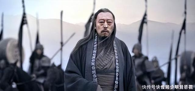 诸葛亮火烧司马懿，天下暴雨，诸葛亮为何不下令将其射死