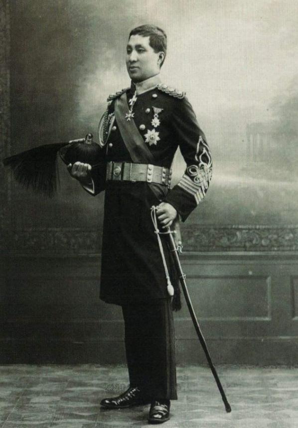1950年，一摆摊大爷受重用，纳闷：我从没见过毛主席，他怎知道我