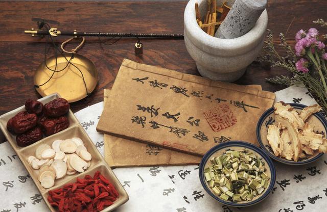 这5类中药会对肝脏造成损害，别再乱吃了，正确服用请牢记这3点