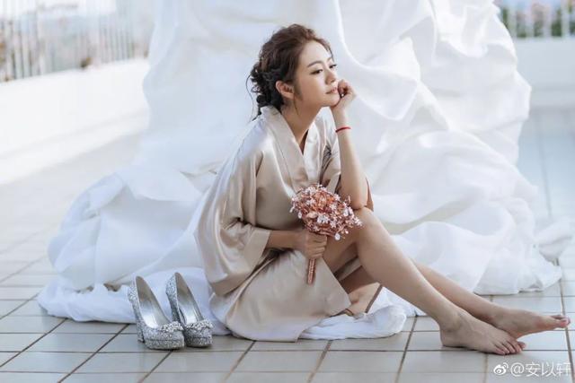 除夕前夜，又一女星百亿富豪老公被捕！昔日黑道公主梦碎前半生