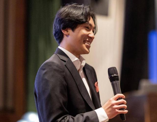 张艺谋儿子被耶鲁大学录取，获得7份录取通知书，靠的是自身实力
