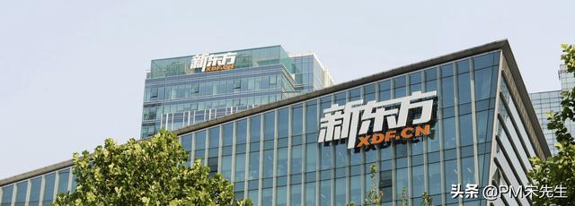 毕业拿30万年薪，工作半年就被裁员，互联网企业怎么了？