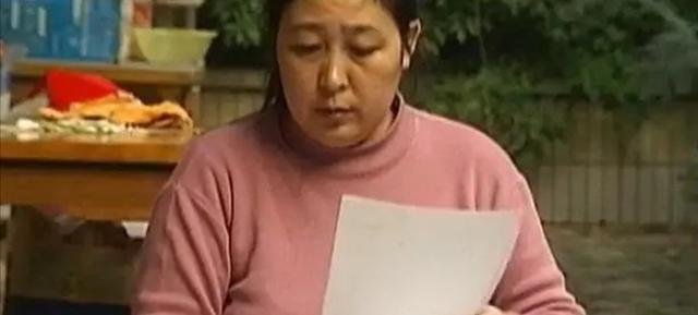 千万富婆与保姆的反转人生：富婆凄凉落魄，保姆却买豪车住豪宅