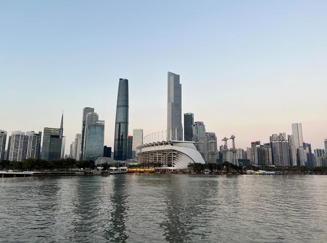 国产打不过苹果？华为OPPO挑战影像，这画质iPhone 13 Pro做不到