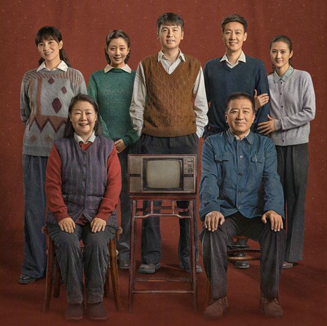 《人世间》背后故事：殷桃自扇耳光吓坏小演员，黄小蕾受伤不喊停