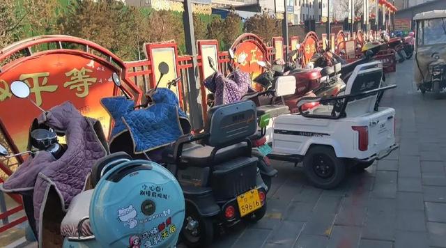老年人考驾照会更简单，从4月1日起，老年人考驾驶证有三大调整