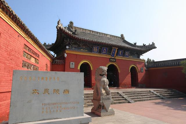 河南一奇葩景區，參拜人數超多，曾打破吉尼斯世界紀錄，值得參觀