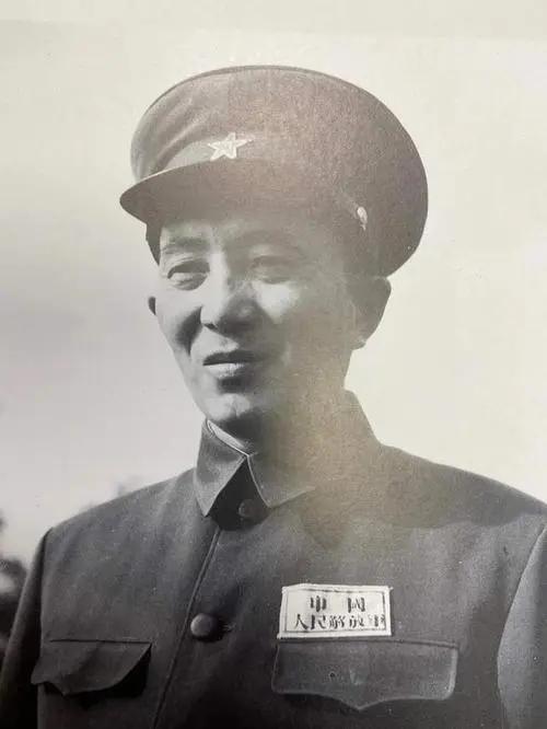 1949年叶剑英请吃饭，傅作义多喝了几杯，对林彪讲出自己的真心话