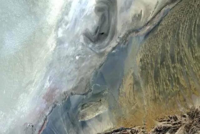 美国卫星发现：新疆“死亡之海”，罗布泊越来越大变“聚宝盆”