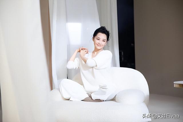 许晴 nt（许晴首次携小姑娘拍片）(7)