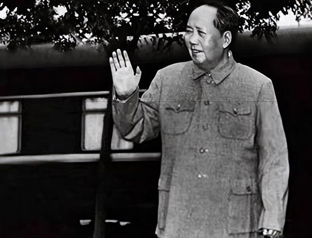 伟人与美国有过四次交锋，美国每次都输，却都很敬重主席