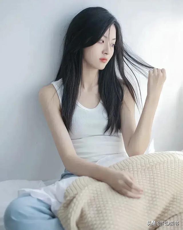 时间，渐渐带走了年少轻狂，也慢慢沉淀了冷暖自知