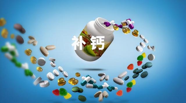 老人摔一跤就骨折？提醒：老人多补充2种营养，或降低33%骨折风险