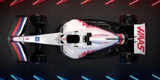 哈斯技术总监谈新车 新闻时间