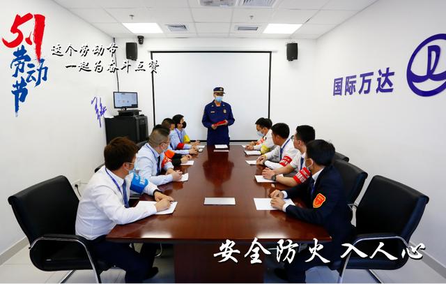 “蓝朋友”的劳动节｜以守护致敬不凡