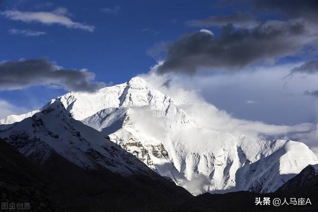 南航客机遭遇意外：氧气面罩全部脱落，机组仍违规在8900米飞行