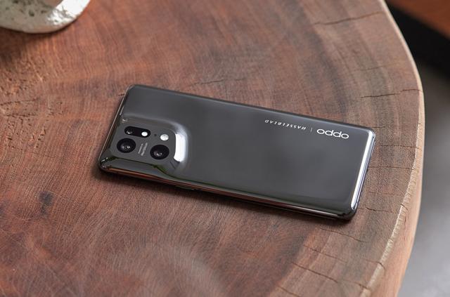 外观设计成流量密码？快来看看OPPO Find X5 Pro的新操作