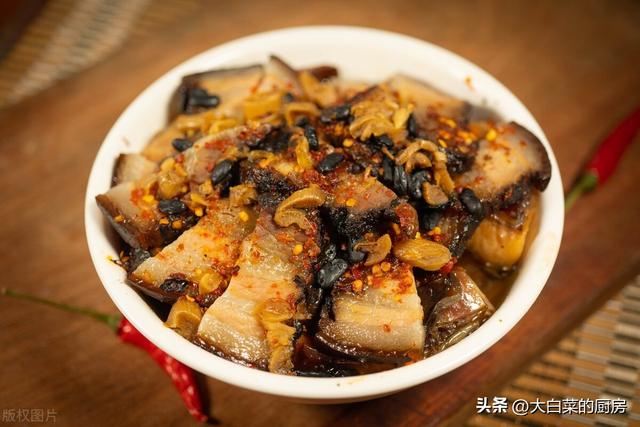 湖南腊味合蒸的家常做法（别看腊味合蒸只是一道普通的家常菜）(3)