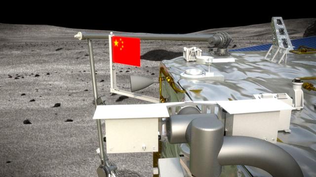 月球上升起五星红旗，让美国登月再遭质疑，为何美国国旗在飘扬？