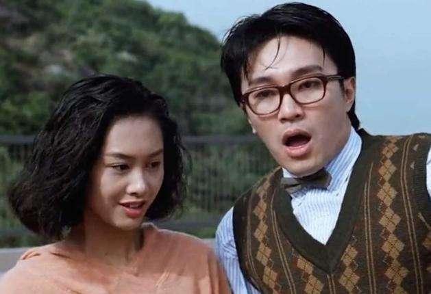 50岁朱茵高调秀恩爱！与黄贯中相爱24年，离开周星驰她过得更好了