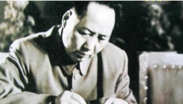 1984年贺子珍病逝，上海市委请示葬礼的规格，邓小平一句话定调