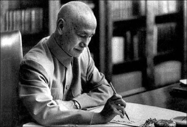49年大陆解放后，控制中国十多年的四大家族去哪儿了？