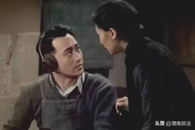 电波上的较量：中国共产党如何凭“半部电台”起家？