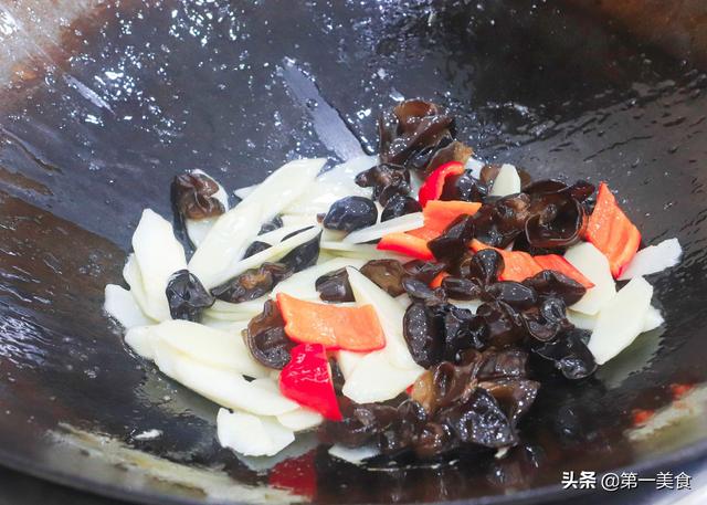 洗砂搅笼出料机安装