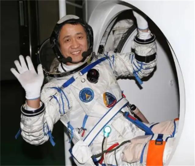 聂海胜妻子聂捷琳：不担心丈夫上太空，深爱丈夫，曾提过离婚