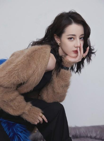 迪丽热巴的最美的照片(迪丽热巴的最美的照片大全)-中纳网