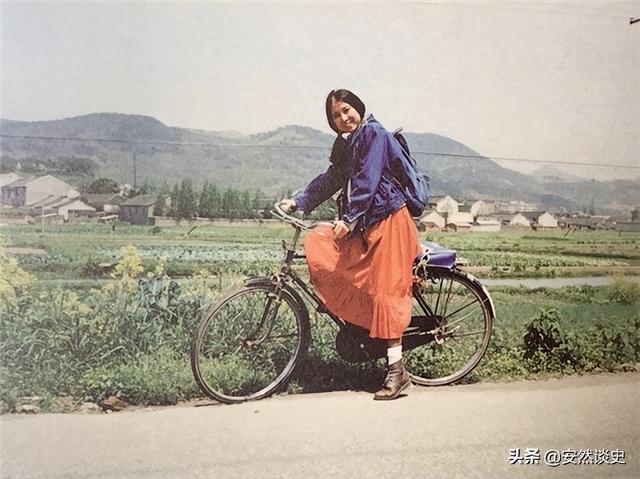 三毛真实的撒哈拉之旅：形同乞丐住垃圾旁，日用品靠捡，只剩爱情