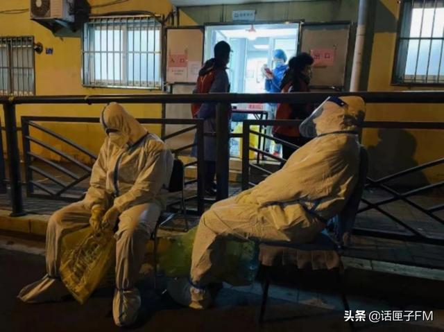 上海1.1万余位感染者出院，会复阳再度感染吗？邬惊雷、张文宏这么说