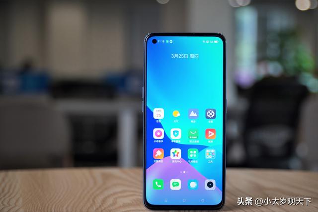 这几款手机极具性价比，谁说两千左右买不到好手机呢？