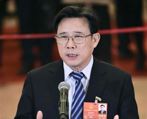 三一重工梁稳根：农村出身到身价700亿，带领中国重工走向世界