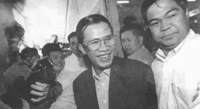 祖籍是广东的柬埔寨首相洪森，究竟是怎样的一个人？