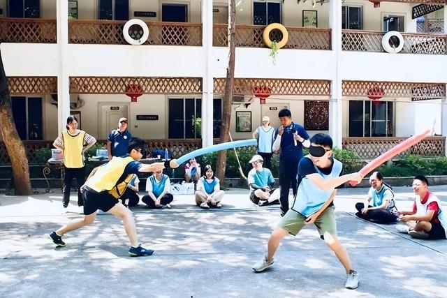100人左右的团建