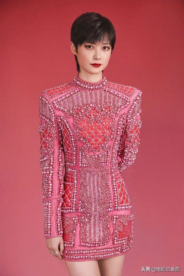 春晚时尚：马凡舒惊艳登场，赵丽颖俏皮，邓超被喊话代言海澜之家