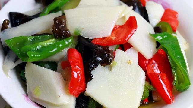 春分，不论贫富，记得吃“1白2黑3绿”！应季而食，健康过春天